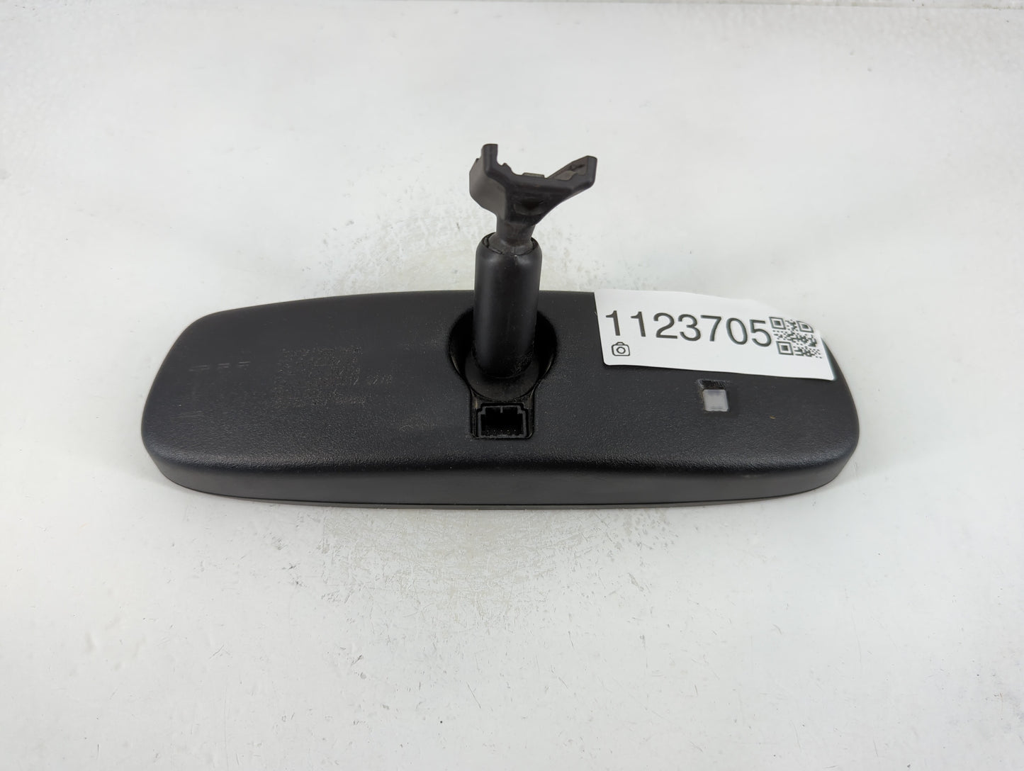2015-2019 Nissan Sentra Interior Rear View Mirror Replacement OEM P/N:41112A-0B2HL4 Fits OEM Used Auto Parts - Oemusedautopa