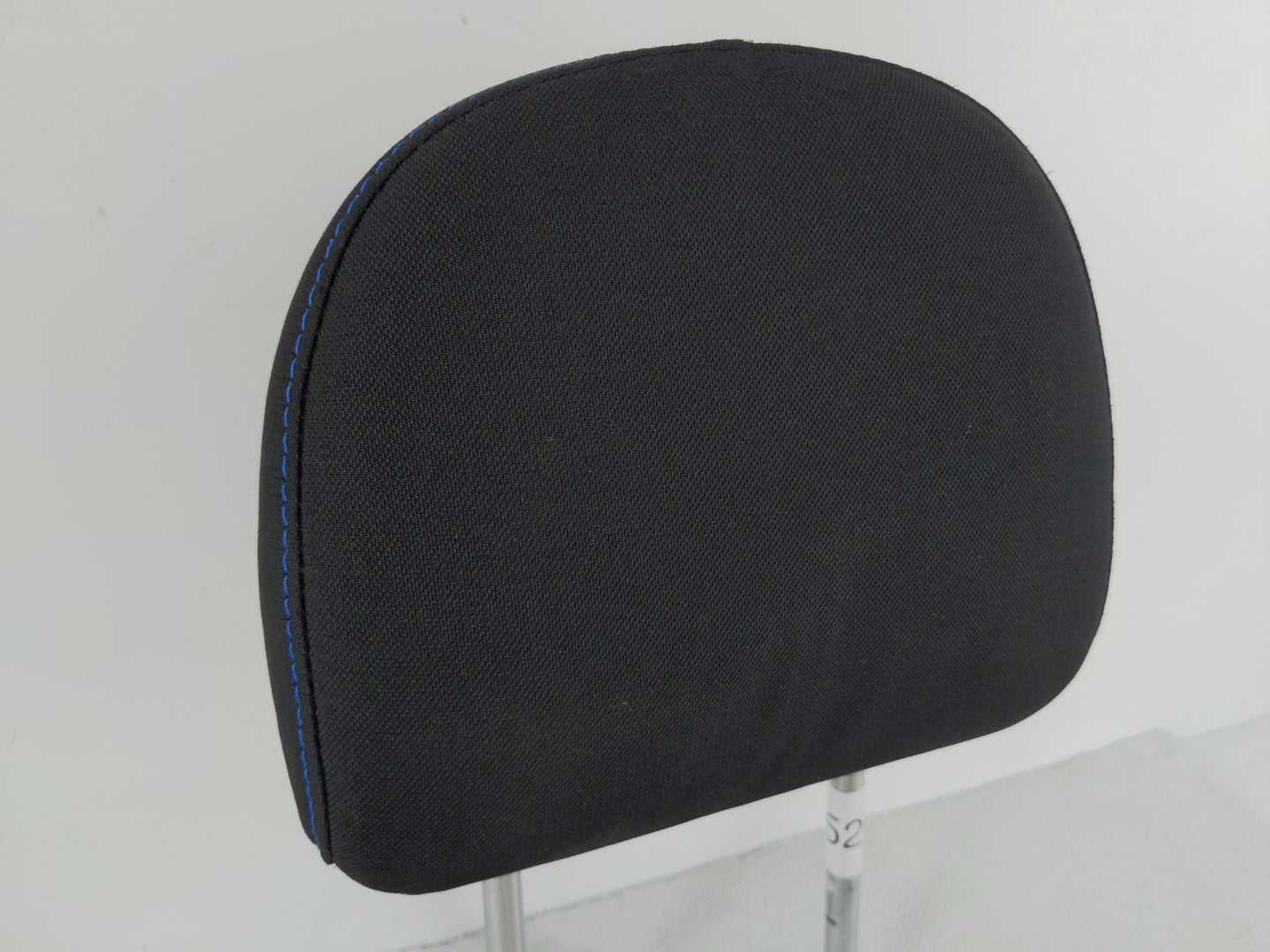 2016-2017 Nissan Sentra Headrest Head Rest Front Driver Passenger Seat Fits Fits 2016 2017 OEM Used Auto Parts - Oemusedauto