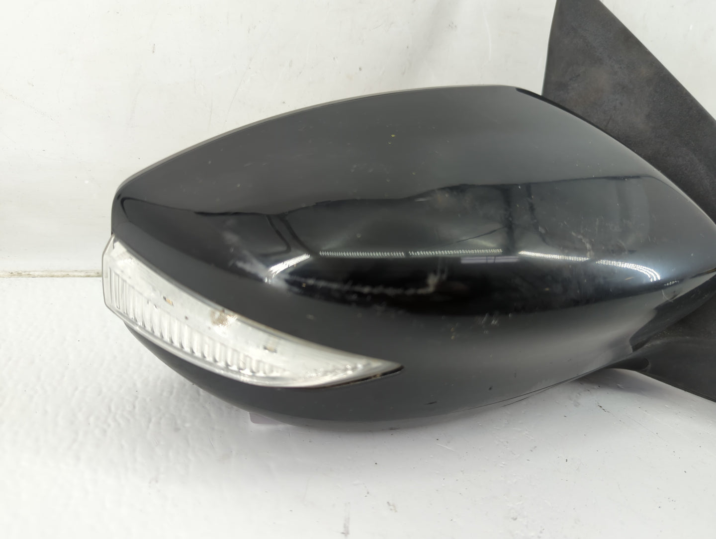 2016-2019 Nissan Sentra Passenger Side View Mirror - Right Door Mirror OEM Used - Oemusedautoparts1.com