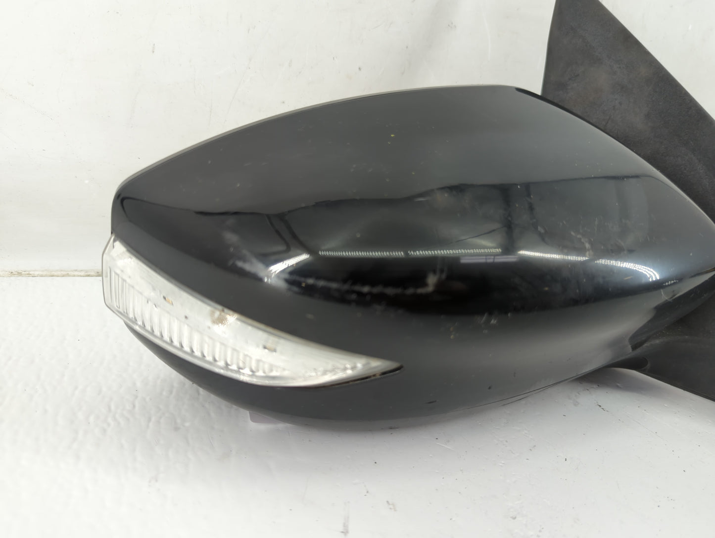 2016-2019 Nissan Sentra Passenger Side View Mirror - Right Door Mirror OEM Used - Oemusedautoparts1.com