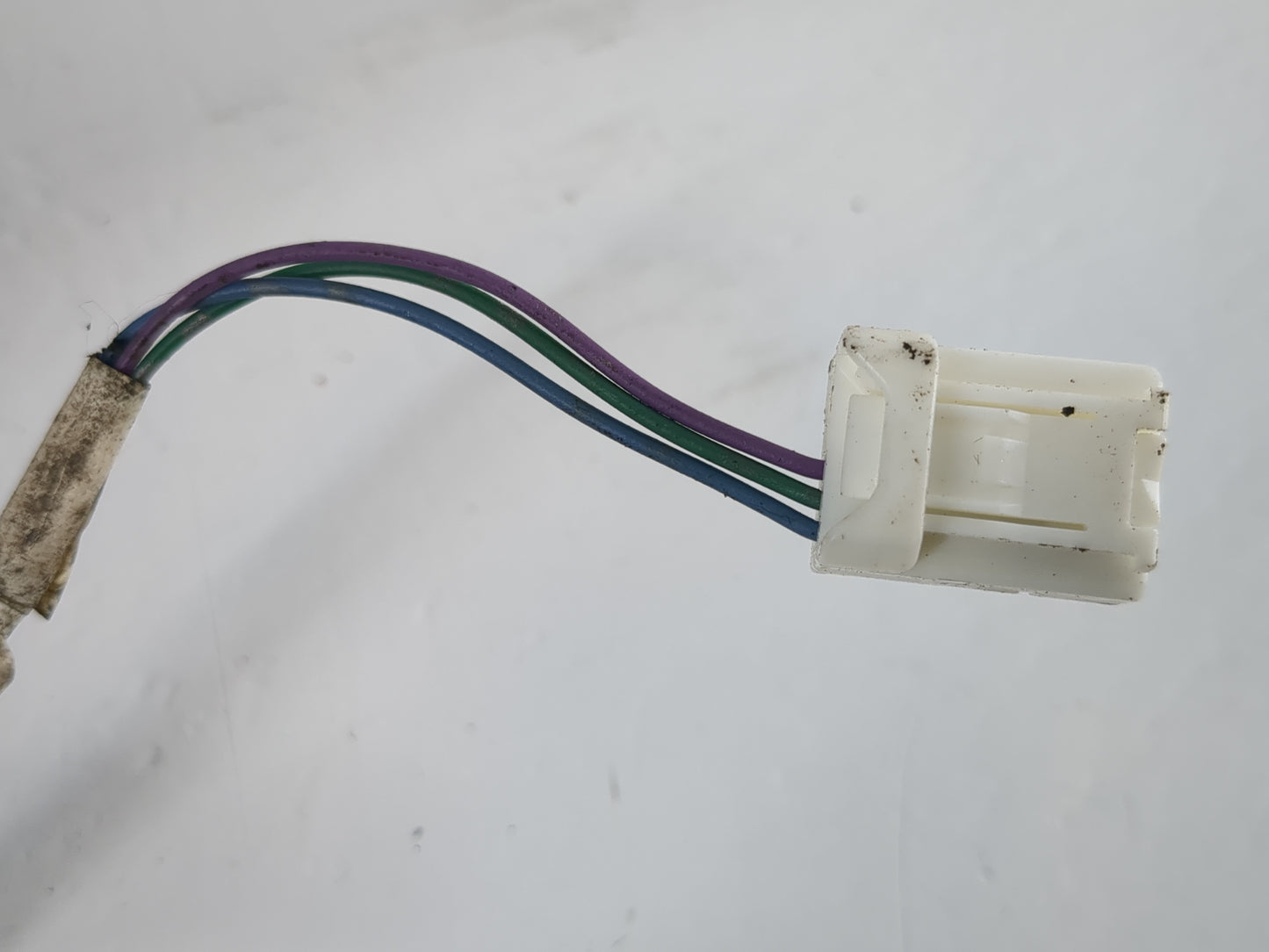 2016-2019 Nissan Sentra Passenger Side View Mirror - Right Door Mirror OEM Used - Oemusedautoparts1.com