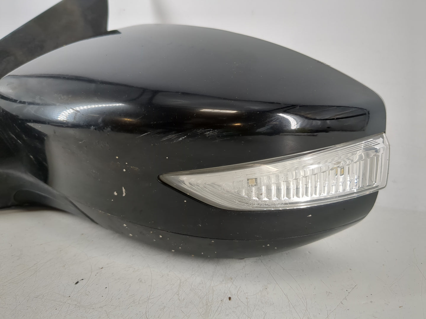 2016-2019 Nissan Sentra Driver Side View Mirror - Left Door Mirror OEM Used - Oemusedautoparts1.com