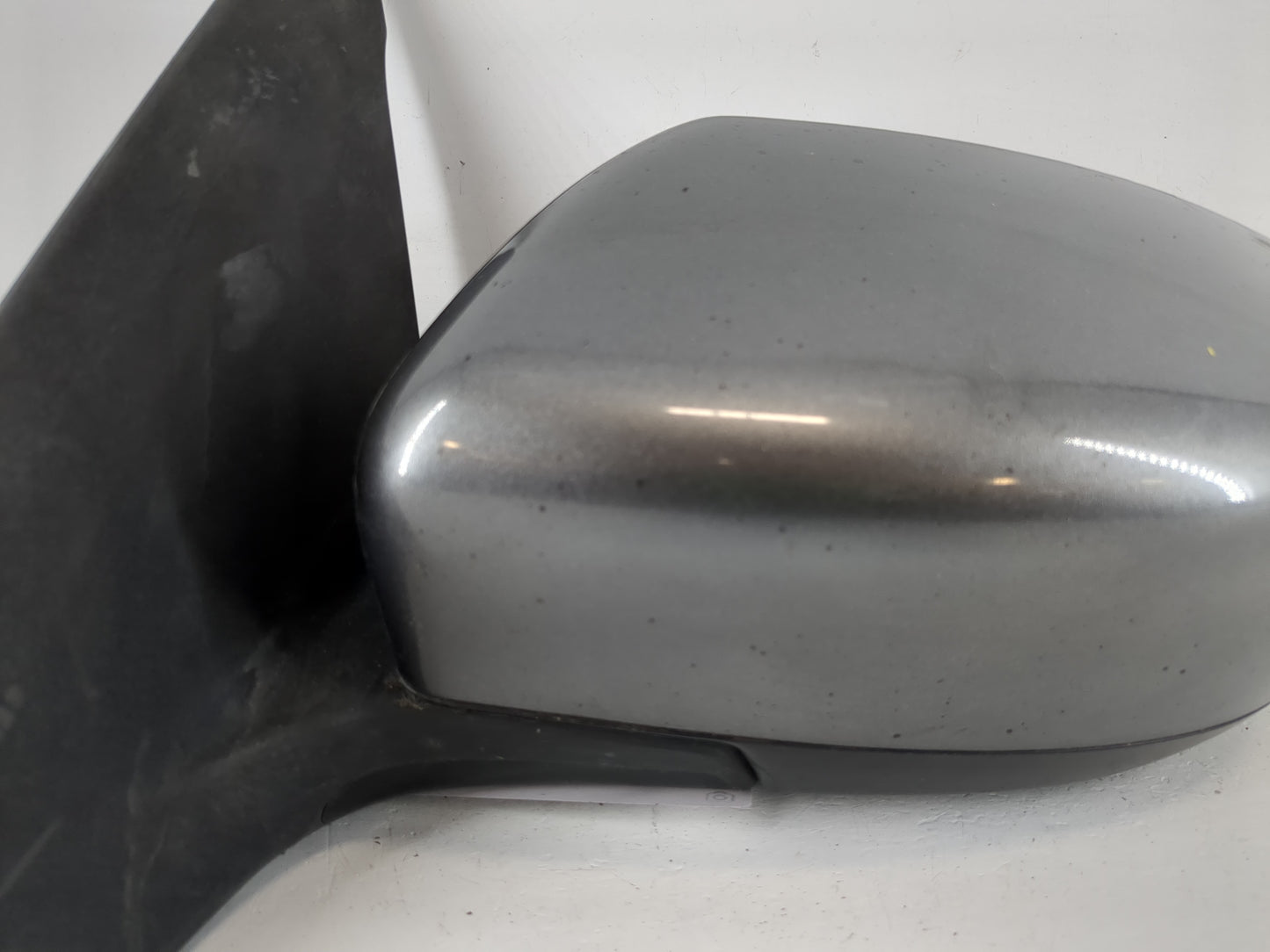 2016-2019 Nissan Sentra Driver Side View Mirror - Left Door Mirror OEM Used - Oemusedautoparts1.com