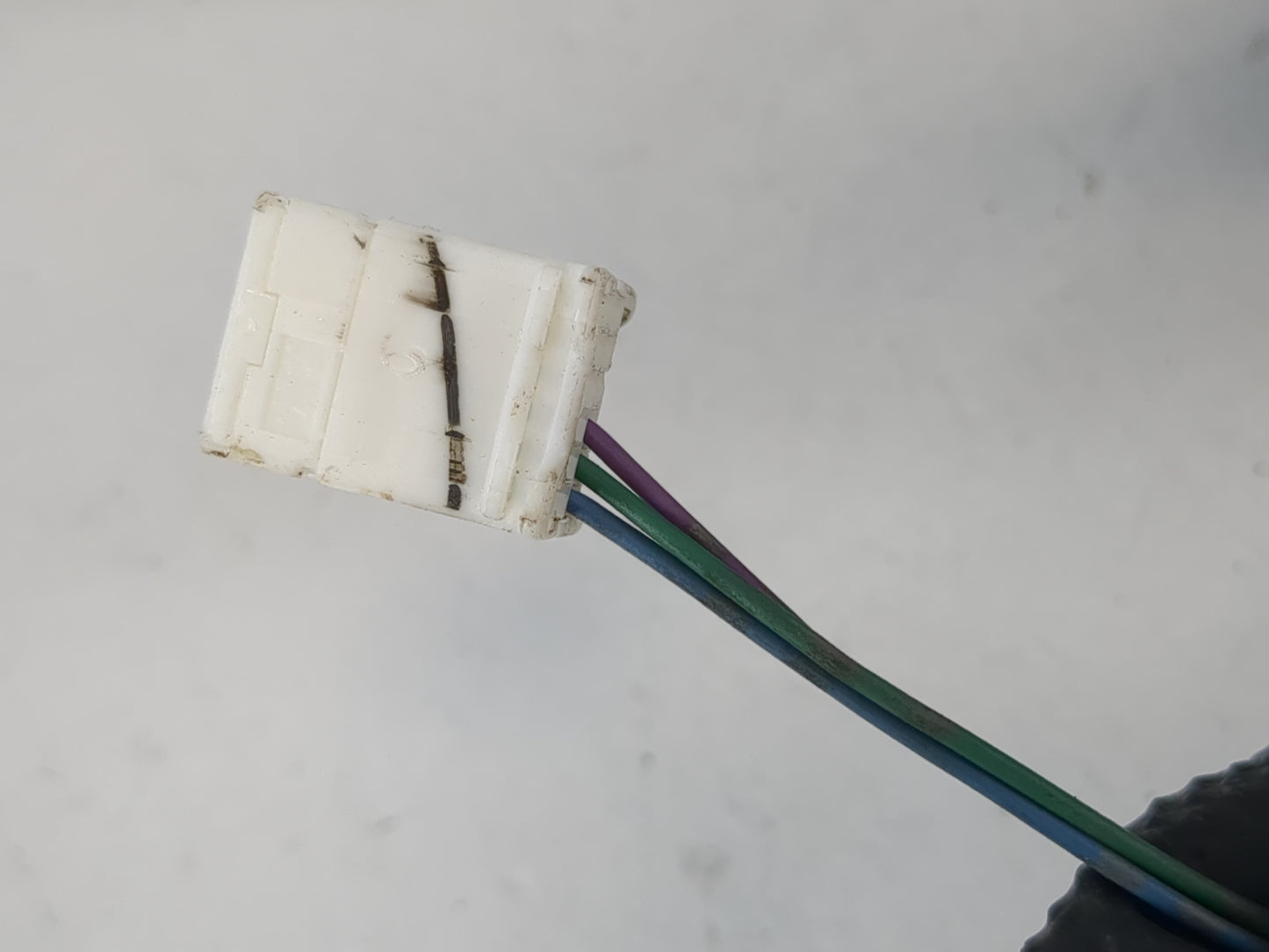 2016-2019 Nissan Sentra Driver Side View Mirror - Left Door Mirror OEM Used - Oemusedautoparts1.com