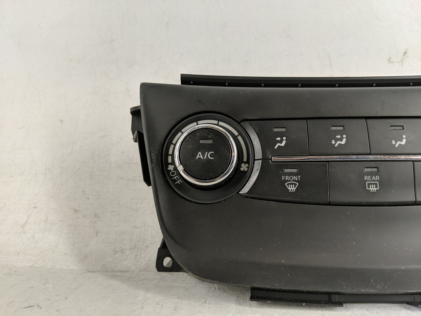 2015-2017 Nissan Sentra Climate Control Module Temperature AC/Heater Replacement P/N:275004AT2A Fits Fits 2015 2016 2017 OEM