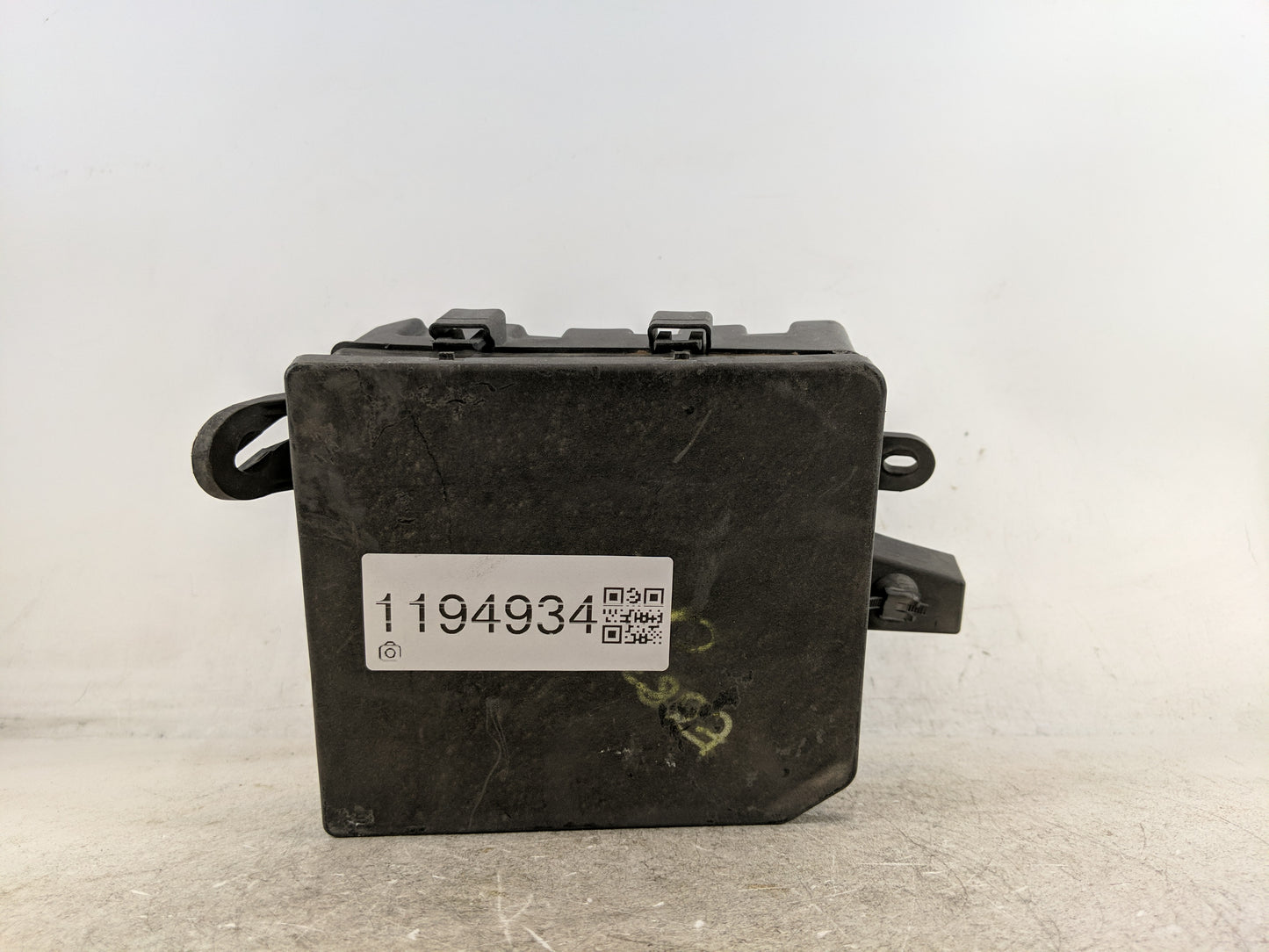 2013-2019 Nissan Sentra Fusebox Fuse Box Panel Relay Module Fits Fits 2013 2014 2015 2016 2017 2018 2019 OEM Used Auto Parts