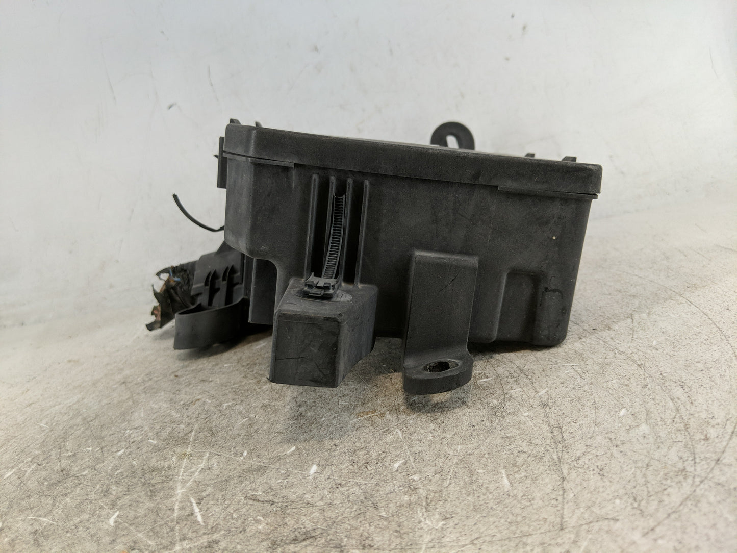 2013-2019 Nissan Sentra Fusebox Fuse Box Panel Relay Module Fits Fits 2013 2014 2015 2016 2017 2018 2019 OEM Used Auto Parts