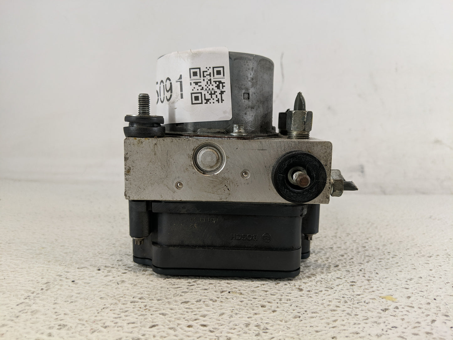 2016-2019 Nissan Sentra ABS Pump Control Module Replacement P/N:47660 4FU0C Fits Fits 2016 2017 2018 2019 OEM Used Auto Part
