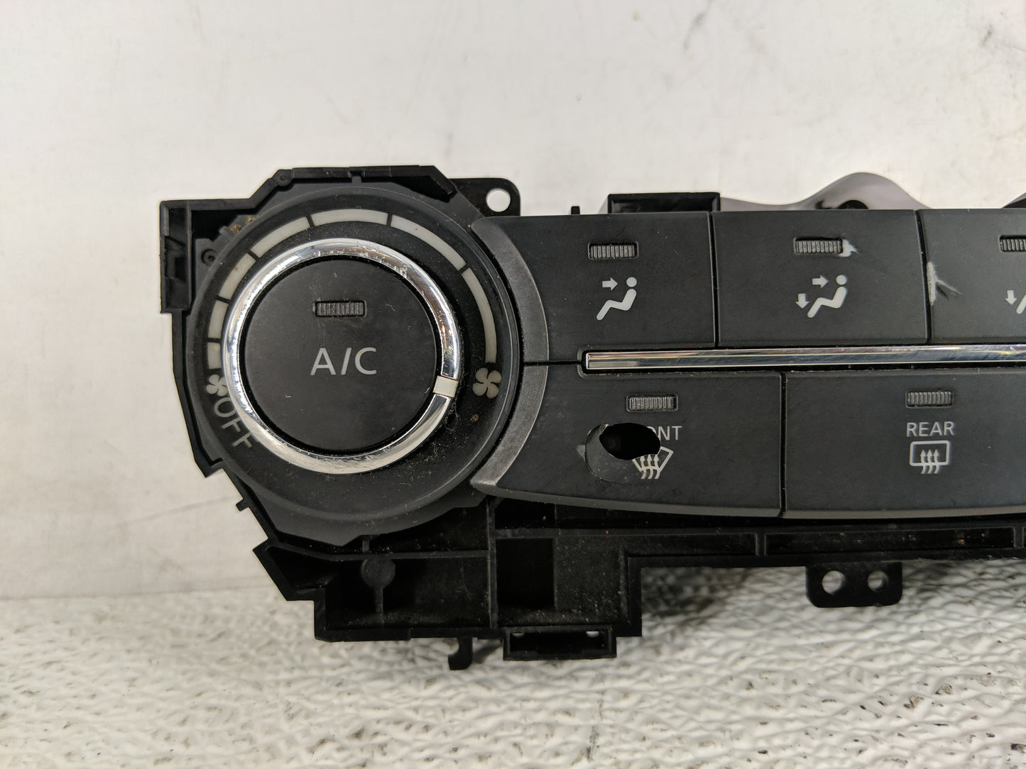 2015-2017 Nissan Sentra Climate Control Module Temperature AC/Heater Replacement P/N:275004AT2A Fits Fits 2015 2016 2017 OEM