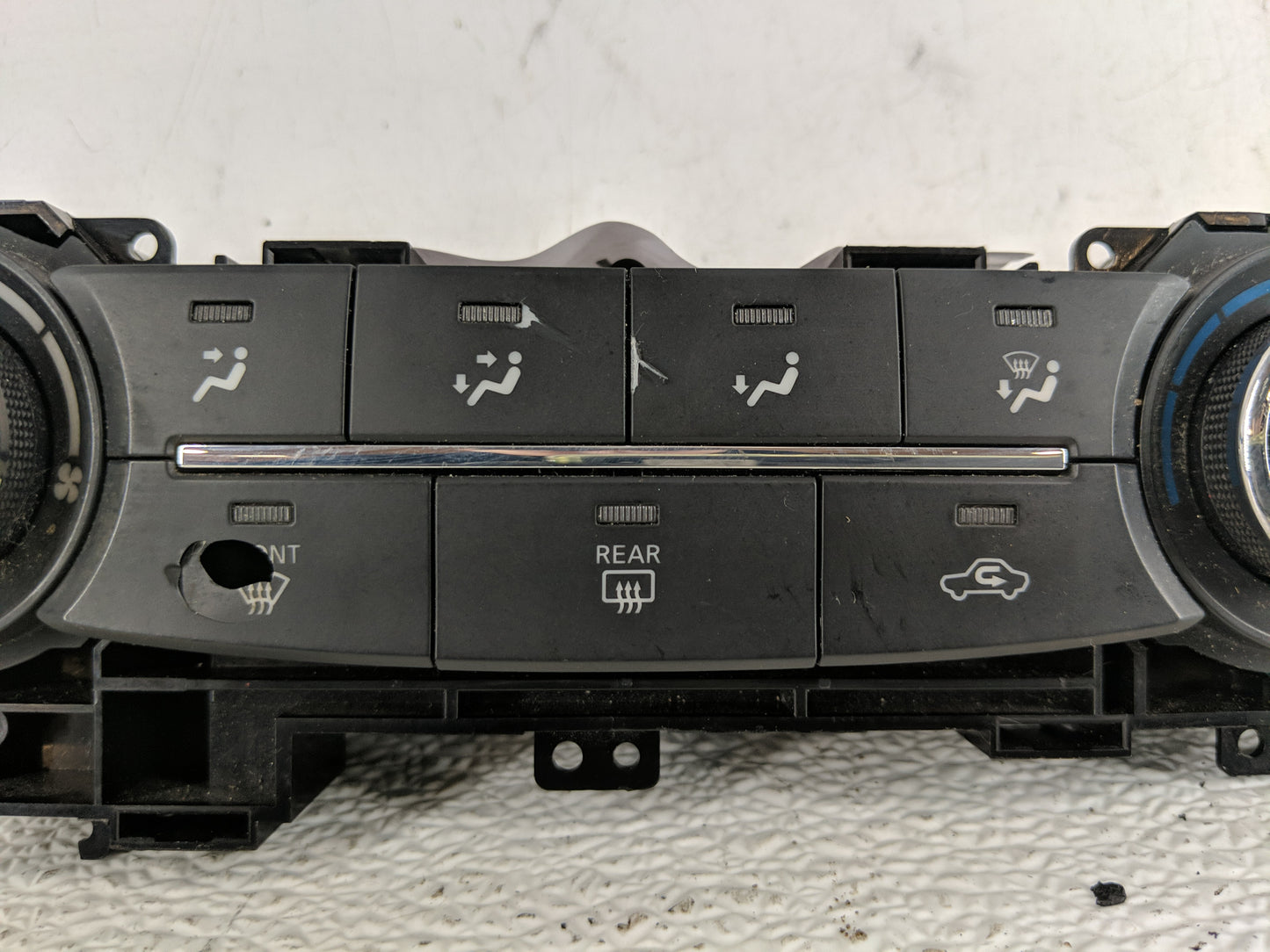 2015-2017 Nissan Sentra Climate Control Module Temperature AC/Heater Replacement P/N:275004AT2A Fits Fits 2015 2016 2017 OEM