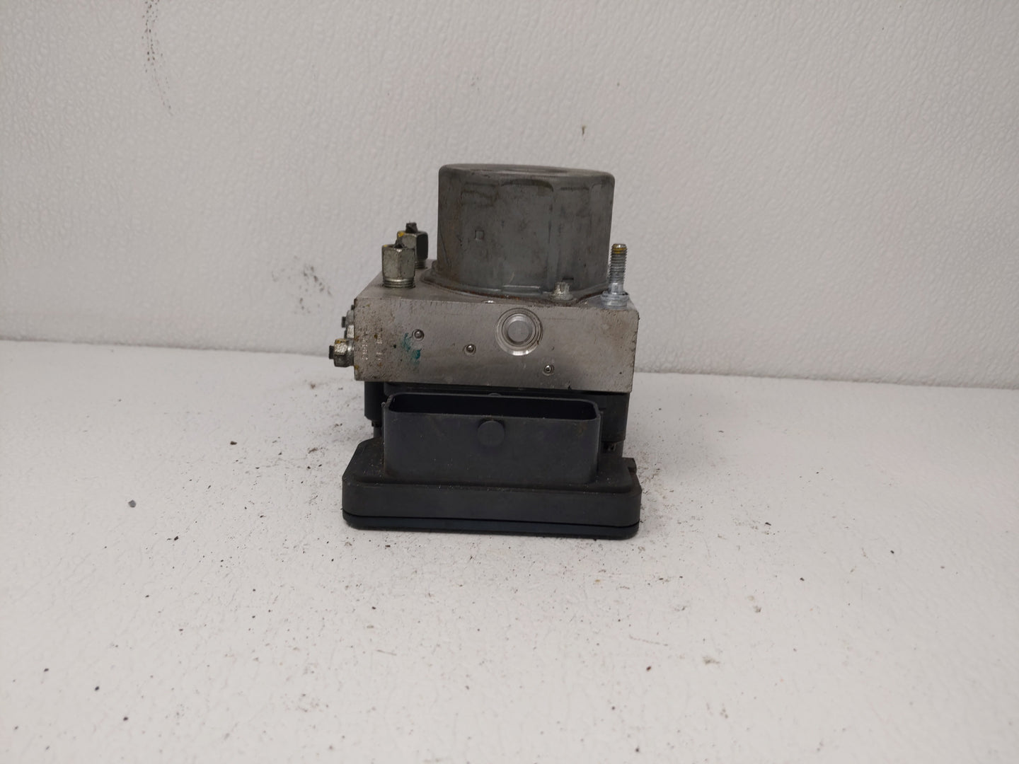 2016-2018 Nissan Sentra ABS Pump Control Module Replacement P/N:47660 4FU0C 47660 4BU0C, 47660 5UD0C Fits Fits 2016 2017 201