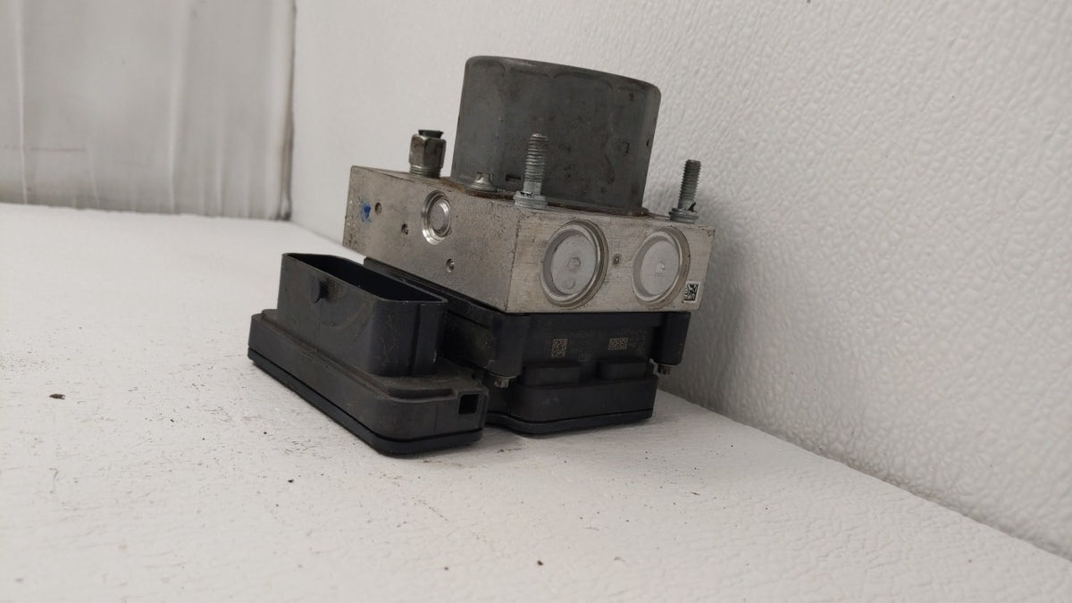 2016-2018 Nissan Sentra Anti-Lock Brake ABS Pump Module Actuator OEM P/N:47660 4FU0C 47660 4BU0C Fits Fits 2016 2017 2018 OE