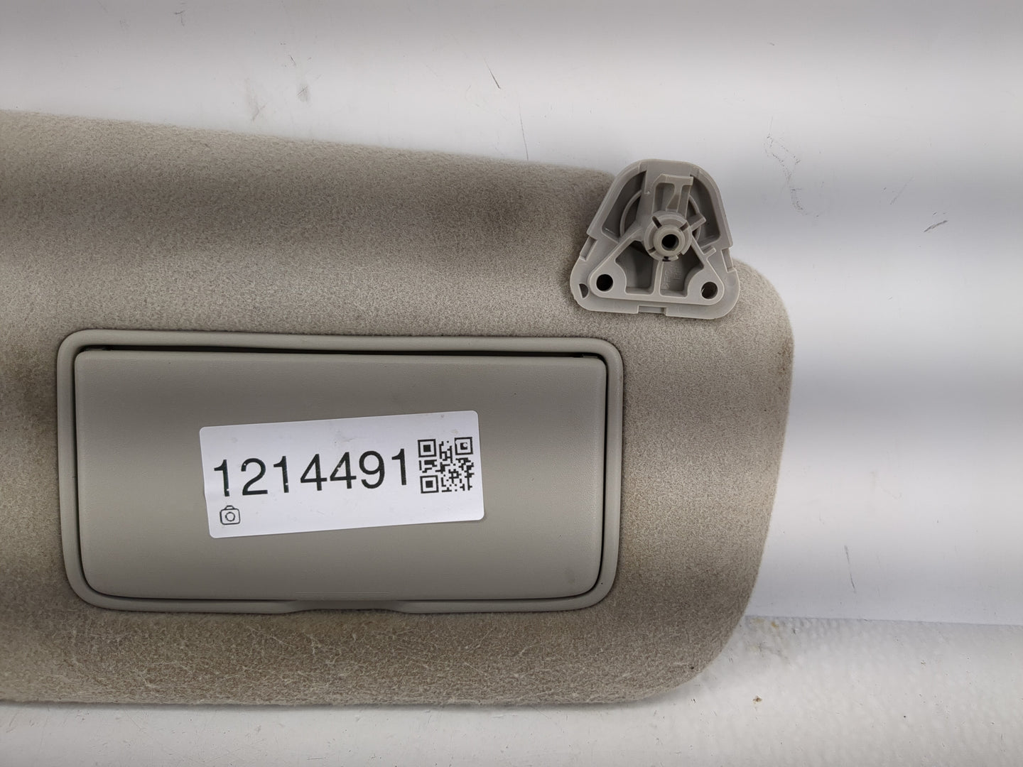 2013-2019 Nissan Sentra Sun Visor Shade Replacement Passenger Right Mirror Fits Fits 2012 2013 2014 2015 2016 2017 2018 2019