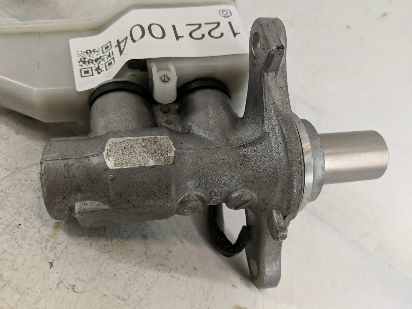 2013-2019 Nissan Sentra Brake Master Cylinder 1221004 - Oemusedautoparts1.com