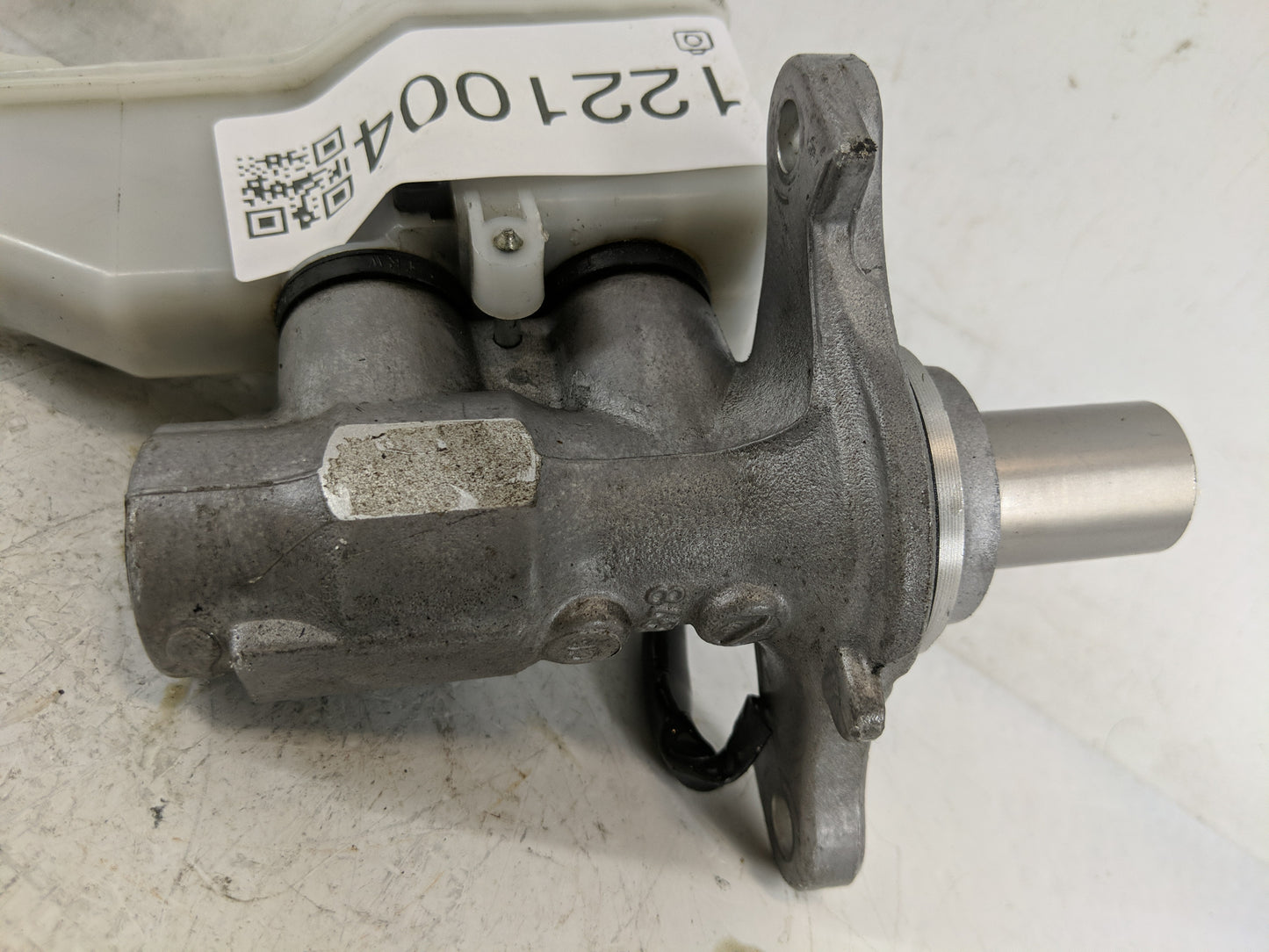 2013-2019 Nissan Sentra Brake Master Cylinder 1221004 - Oemusedautoparts1.com