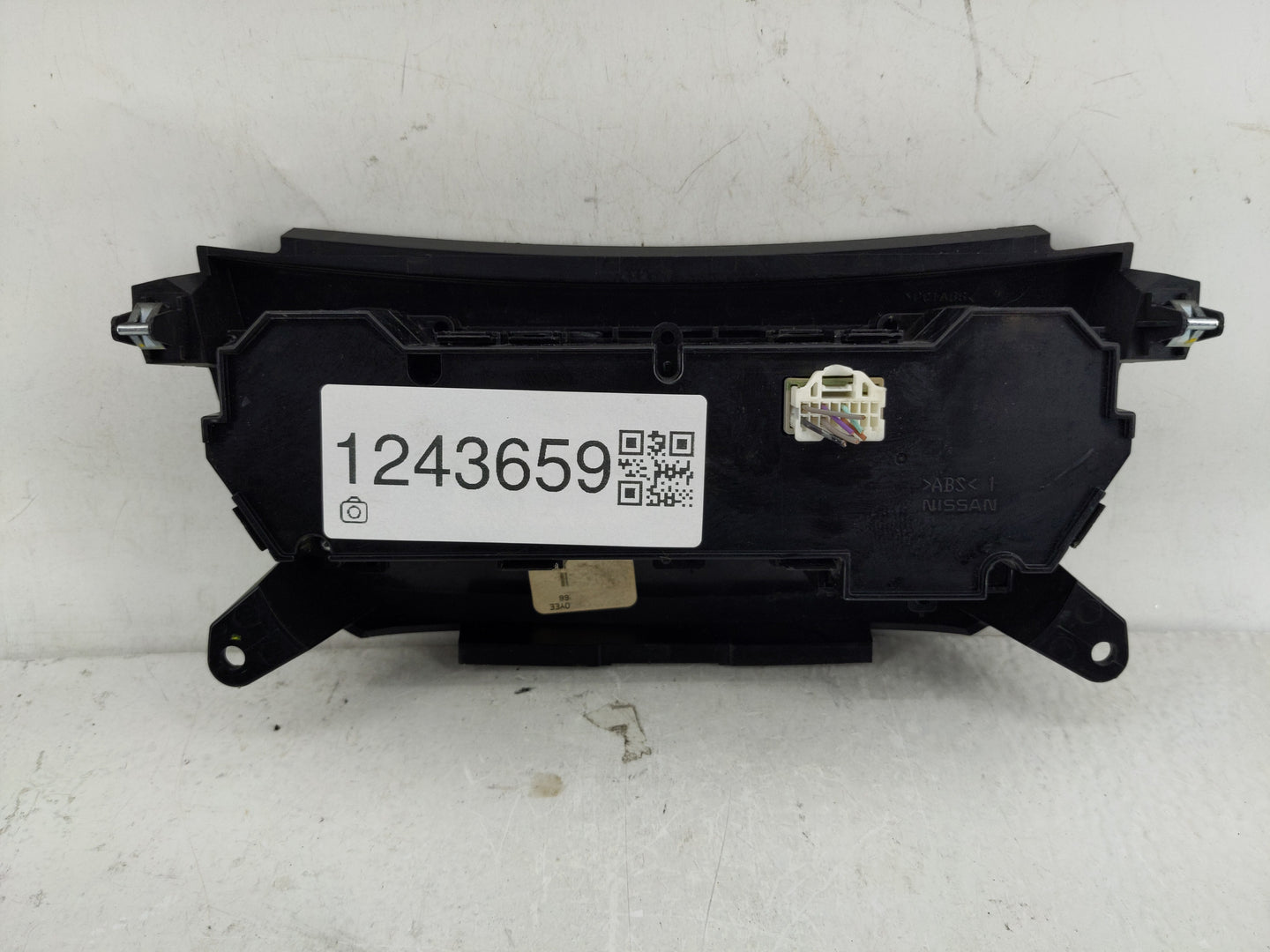 2015-2017 Nissan Sentra Climate Control Module Temperature AC/Heater Replacement Fits Fits 2015 2016 2017 OEM Used Auto Part