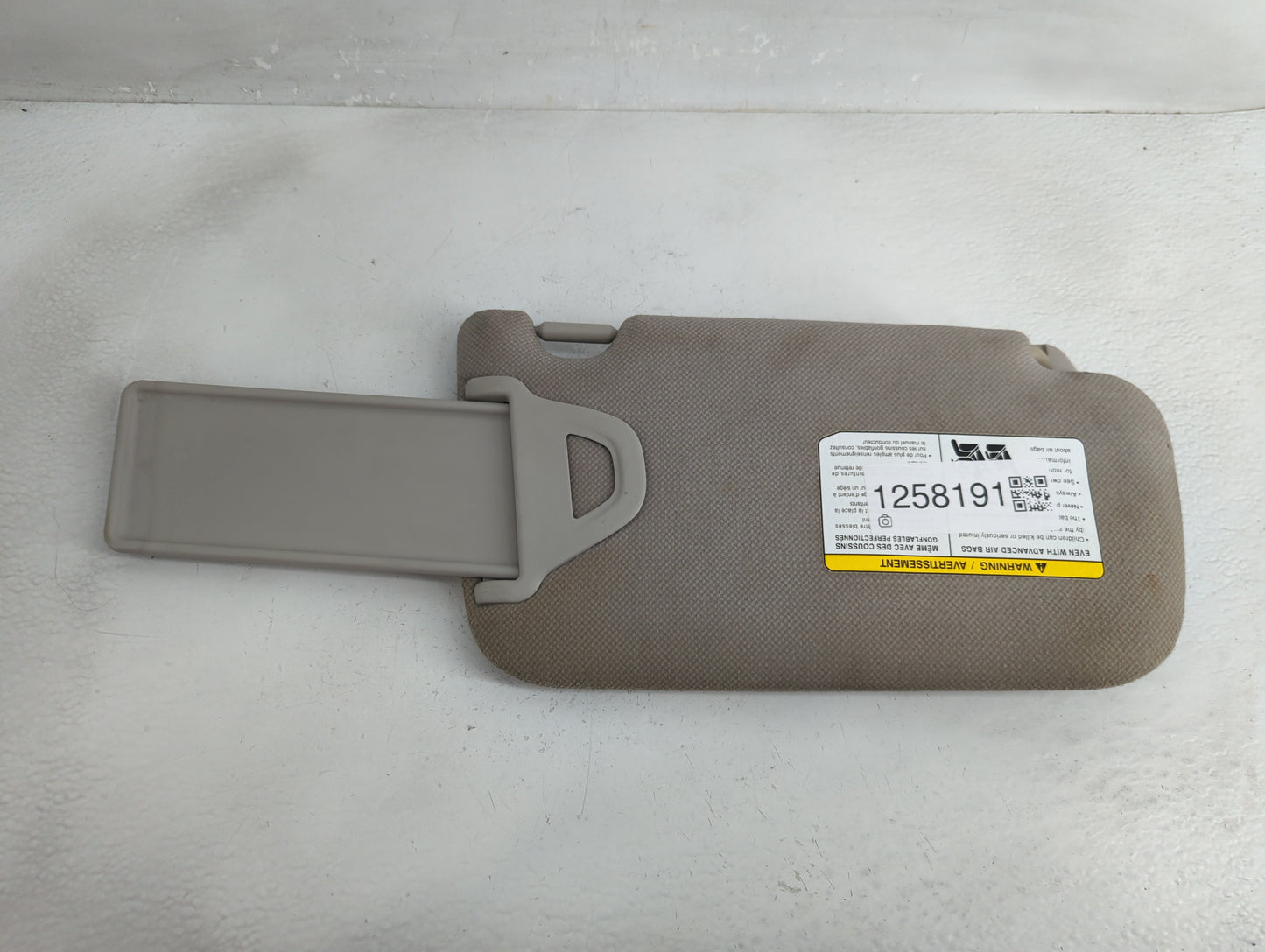 2013-2019 Nissan Sentra Sun Visor Shade Replacement Driver Left Mirror Fits Fits 2012 2013 2014 2015 2016 2017 2018 2019 OEM