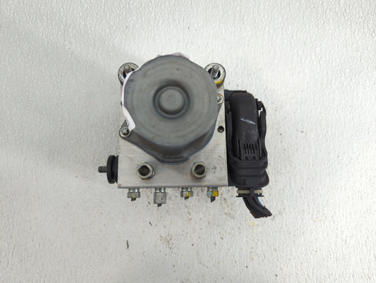 2016-2018 Nissan Sentra ABS Pump Control Module Replacement P/N:269 644 47660 4FU0C Fits Fits 2016 2017 2018 OEM Used Auto Parts