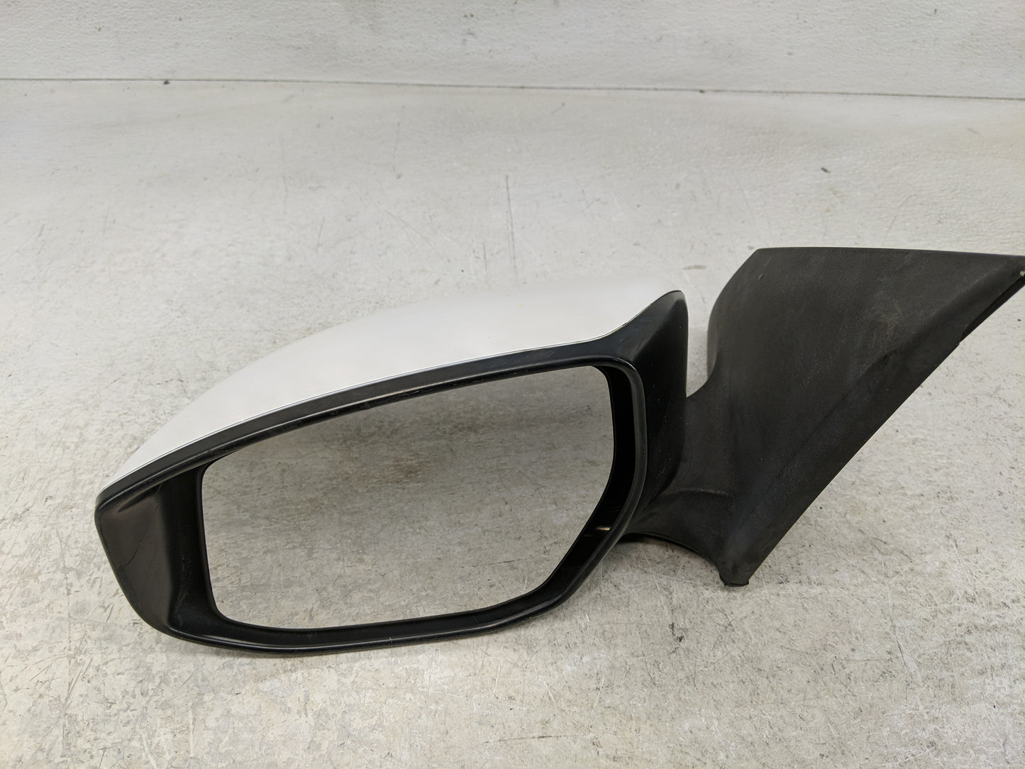 2016-2019 Nissan Sentra Side Mirror Replacement Driver Left View Door Mirror Fits Fits 2016 2017 2018 2019 OEM Used Auto Par