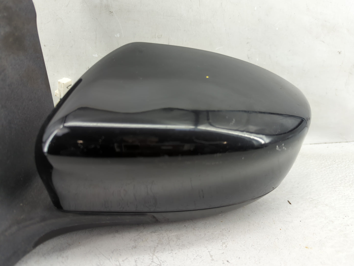 2016-2019 Nissan Sentra Driver Side View Mirror - Left Door Mirror OEM Used - Oemusedautoparts1.com