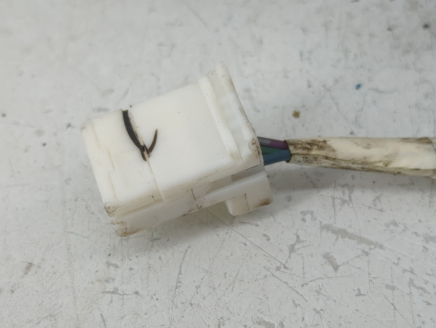 2016-2019 Nissan Sentra Driver Side View Mirror - Left Door Mirror OEM Used - Oemusedautoparts1.com