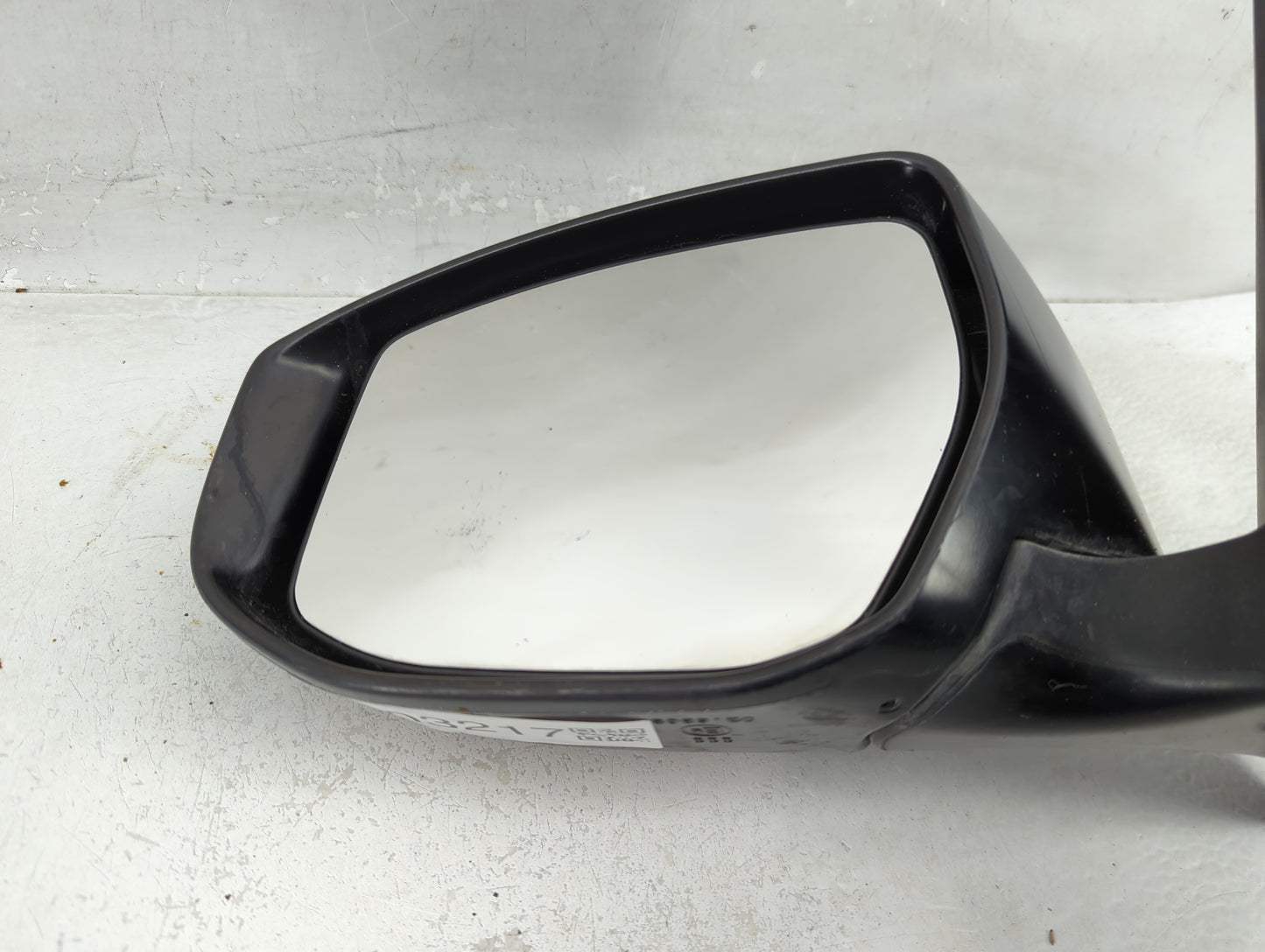2016-2019 Nissan Sentra Driver Side View Mirror - Left Door Mirror OEM Used - Oemusedautoparts1.com