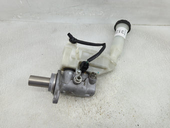 compare product 2013-2019 Nissan Sentra Brake Master Cylinder 1312587