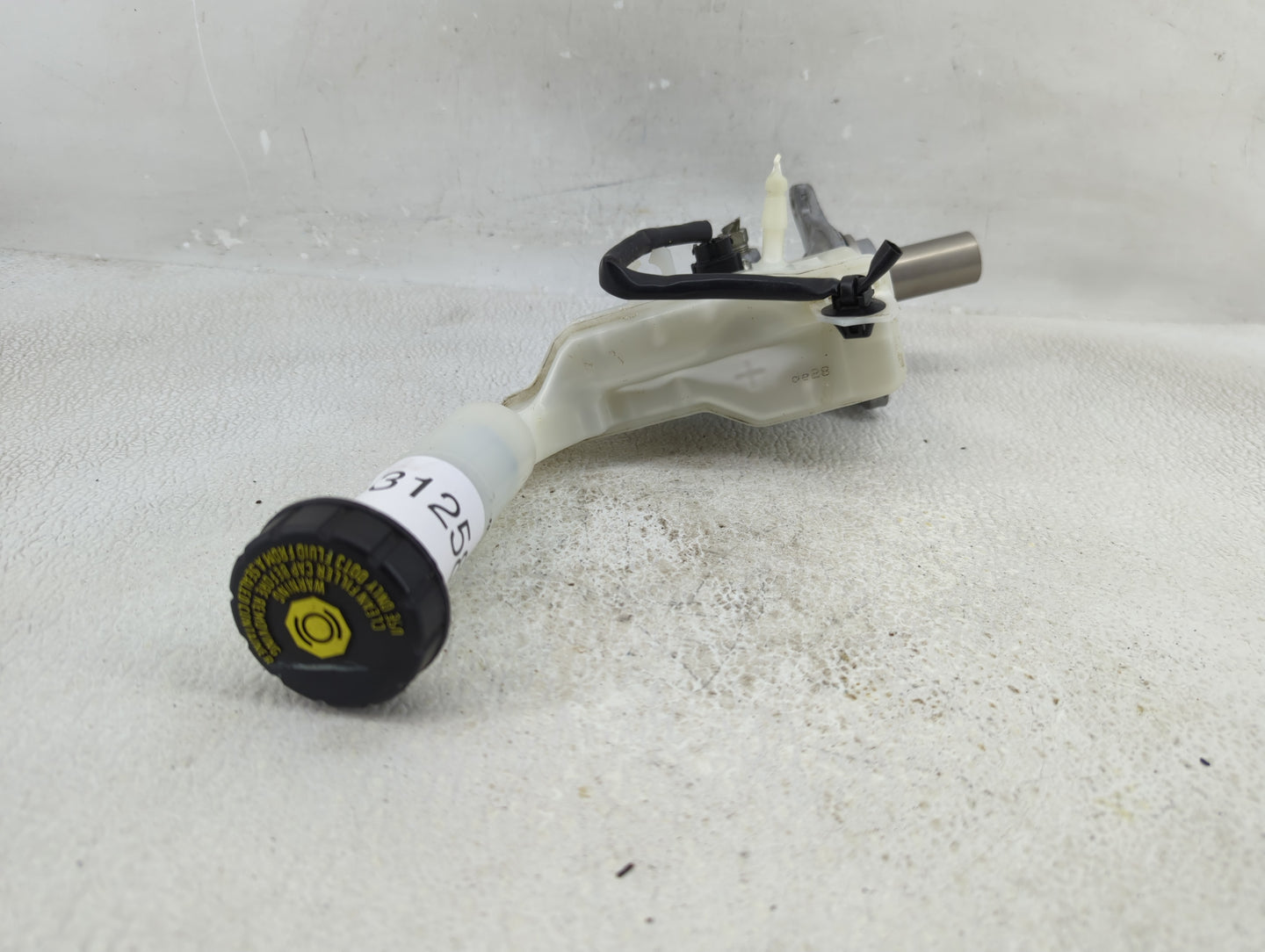2013-2019 Nissan Sentra Brake Master Cylinder 1312587 - Oemusedautoparts1.com