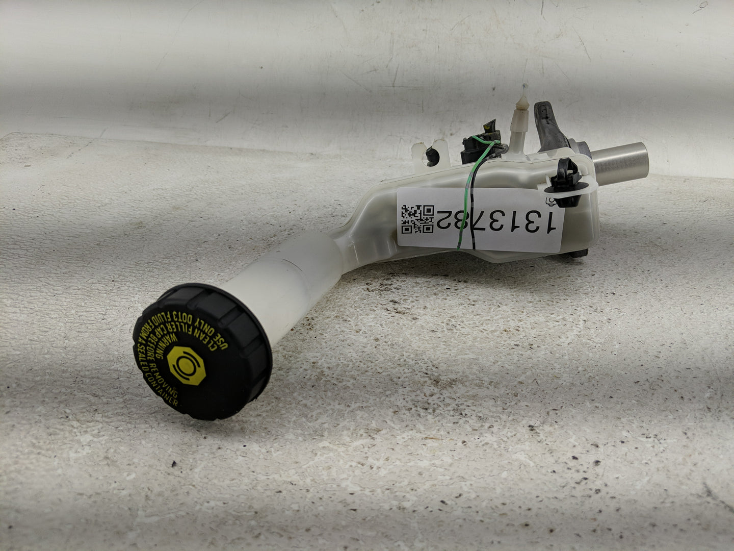 2013-2019 Nissan Sentra Brake Master Cylinder 1313782 - Oemusedautoparts1.com