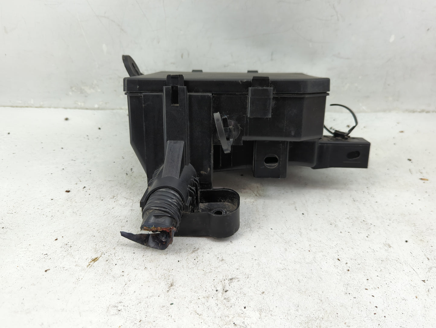 2013-2019 Nissan Sentra Fusebox Fuse Box Panel Relay Module P/N:28487 3RA3E Fits Fits 2013 2014 2015 2016 2017 2018 2019 OEM