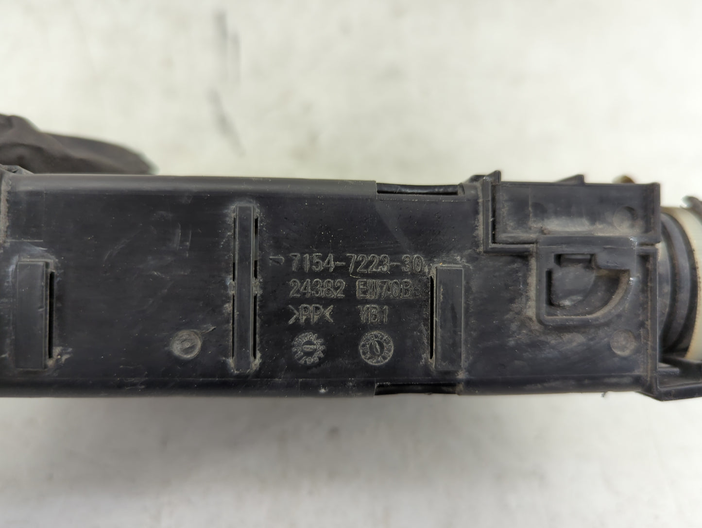2013-2019 Nissan Sentra Fusebox Fuse Box Panel Relay Module P/N:7154-7223-30 Fits Fits 2013 2014 2015 2016 2017 2018 2019 OE