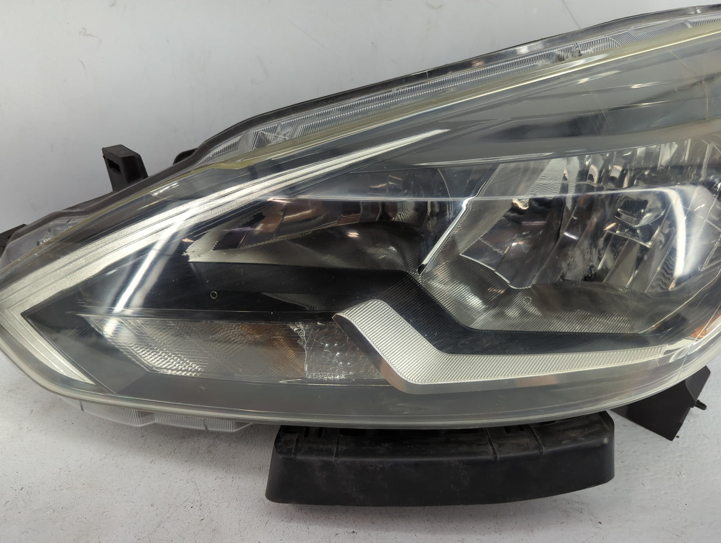 2016-2019 Nissan Sentra Driver Left Oem Head Light Headlight Lamp - Oemusedautoparts1.com