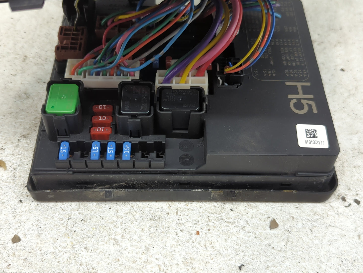 2013-2019 Nissan Sentra Fusebox Fuse Box Panel Relay Module Fits Fits 2013 2014 2015 2016 2017 2018 2019 OEM Used Auto Parts