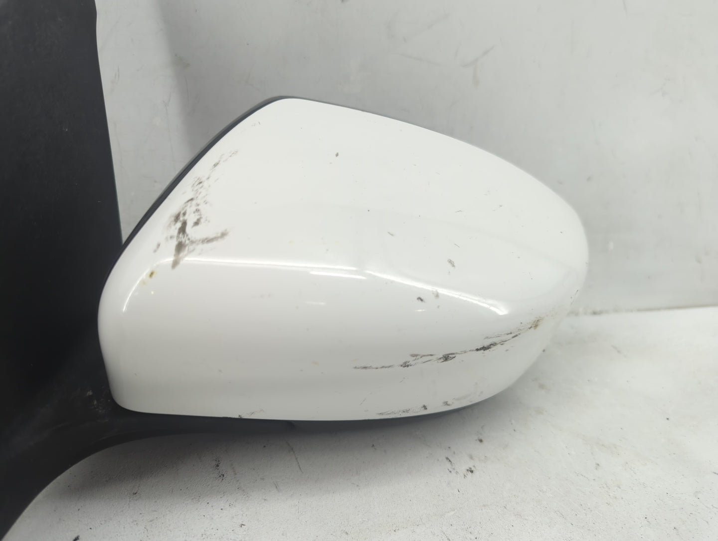 2016-2019 Nissan Sentra Driver Side View Mirror - Left Door Mirror OEM Used - Oemusedautoparts1.com