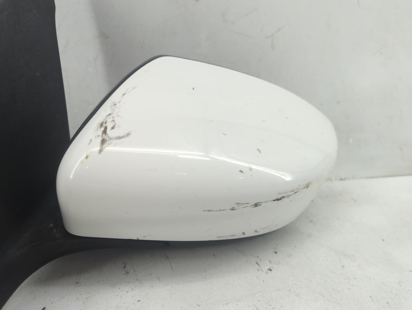 2016-2019 Nissan Sentra Driver Side View Mirror - Left Door Mirror OEM Used - Oemusedautoparts1.com