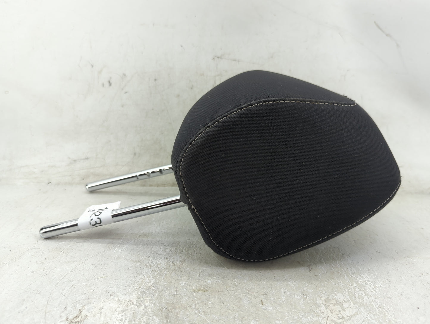 2016-2019 Nissan Sentra Headrest Head Rest Front Driver Passenger Seat Fits Fits 2016 2017 2018 2019 OEM Used Auto Parts - O