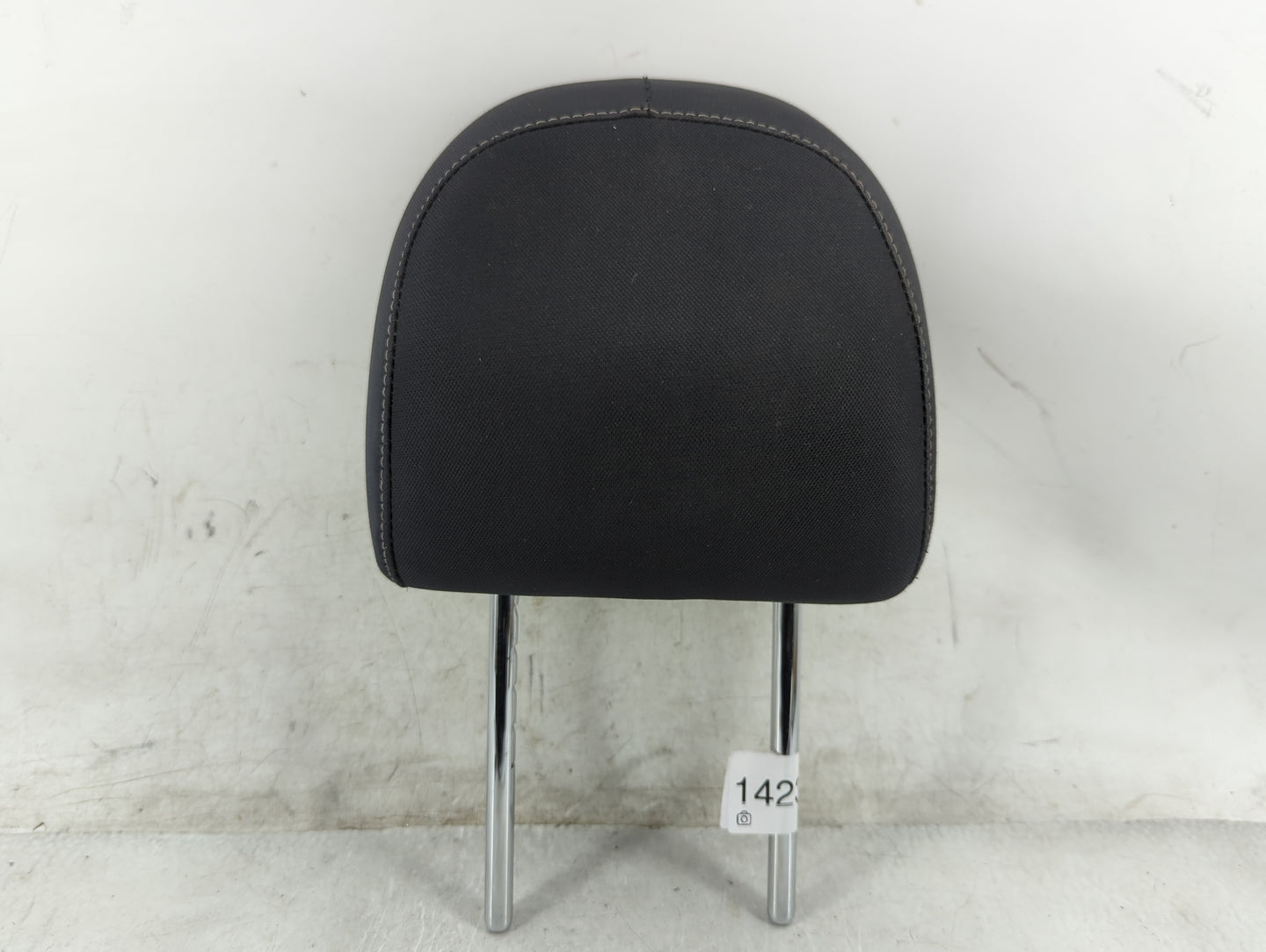 2016-2019 Nissan Sentra Headrest Head Rest Front Driver Passenger Seat Fits Fits 2016 2017 2018 2019 OEM Used Auto Parts - O