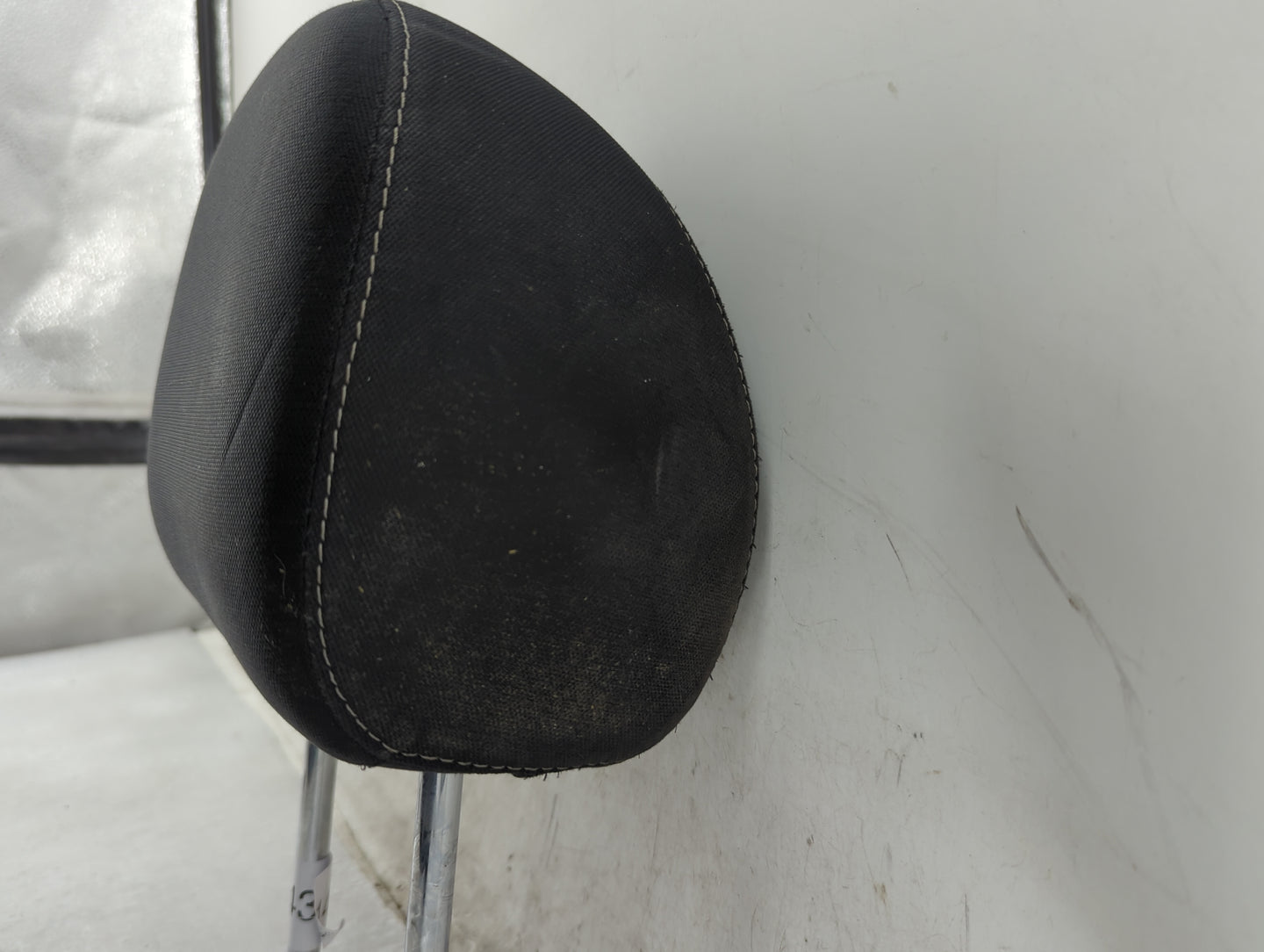 2016-2019 Nissan Sentra Headrest Head Rest Front Driver Passenger Seat - Oemusedautoparts1.com