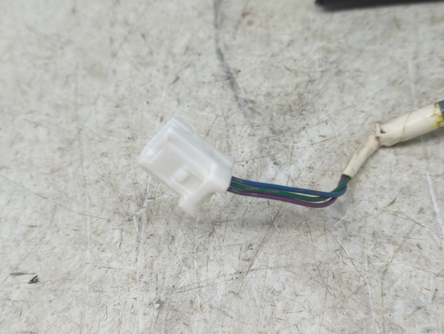 2016-2019 Nissan Sentra Passenger Side View Mirror - Right Door Mirror OEM Used - Oemusedautoparts1.com