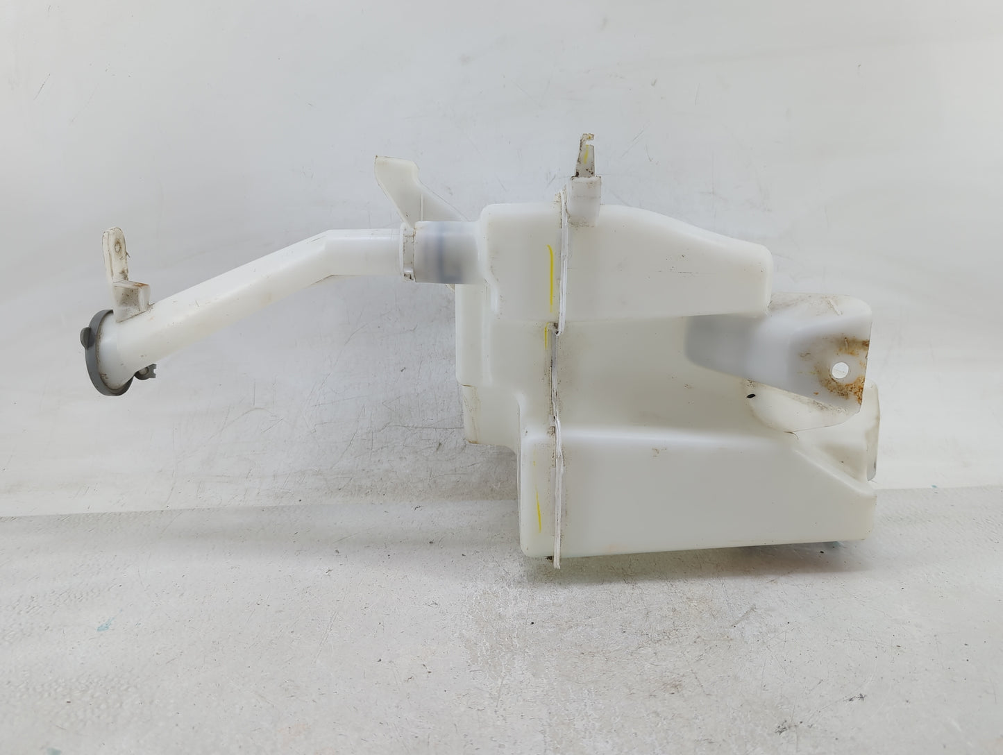 2016-2019 Nissan Sentra Windshield Washer Fluid Reservoir Bottle Oem - Oemusedautoparts1.com