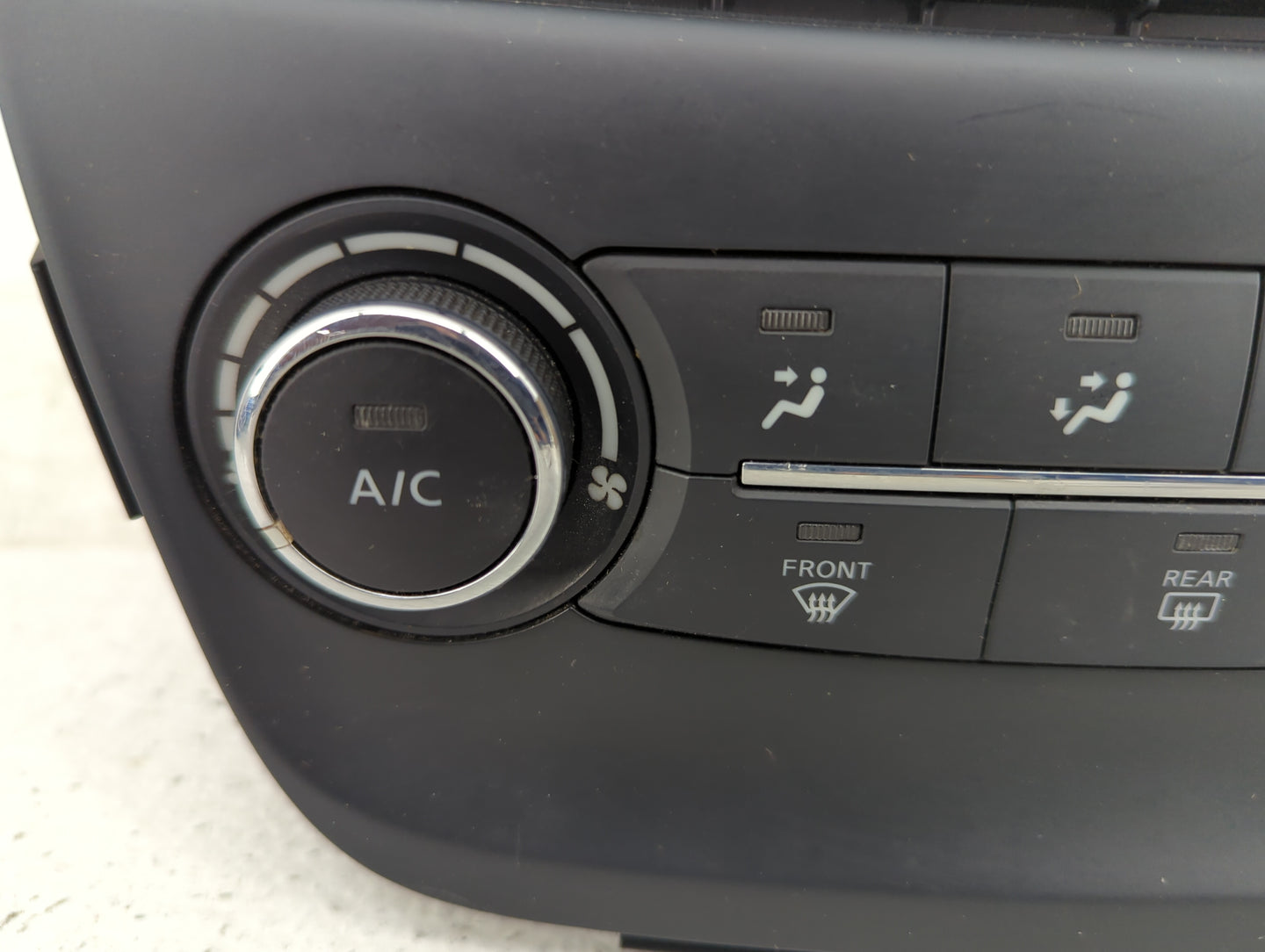 2015-2017 Nissan Sentra Climate Control Module Temperature AC/Heater Replacement Fits Fits 2015 2016 2017 OEM Used Auto Part