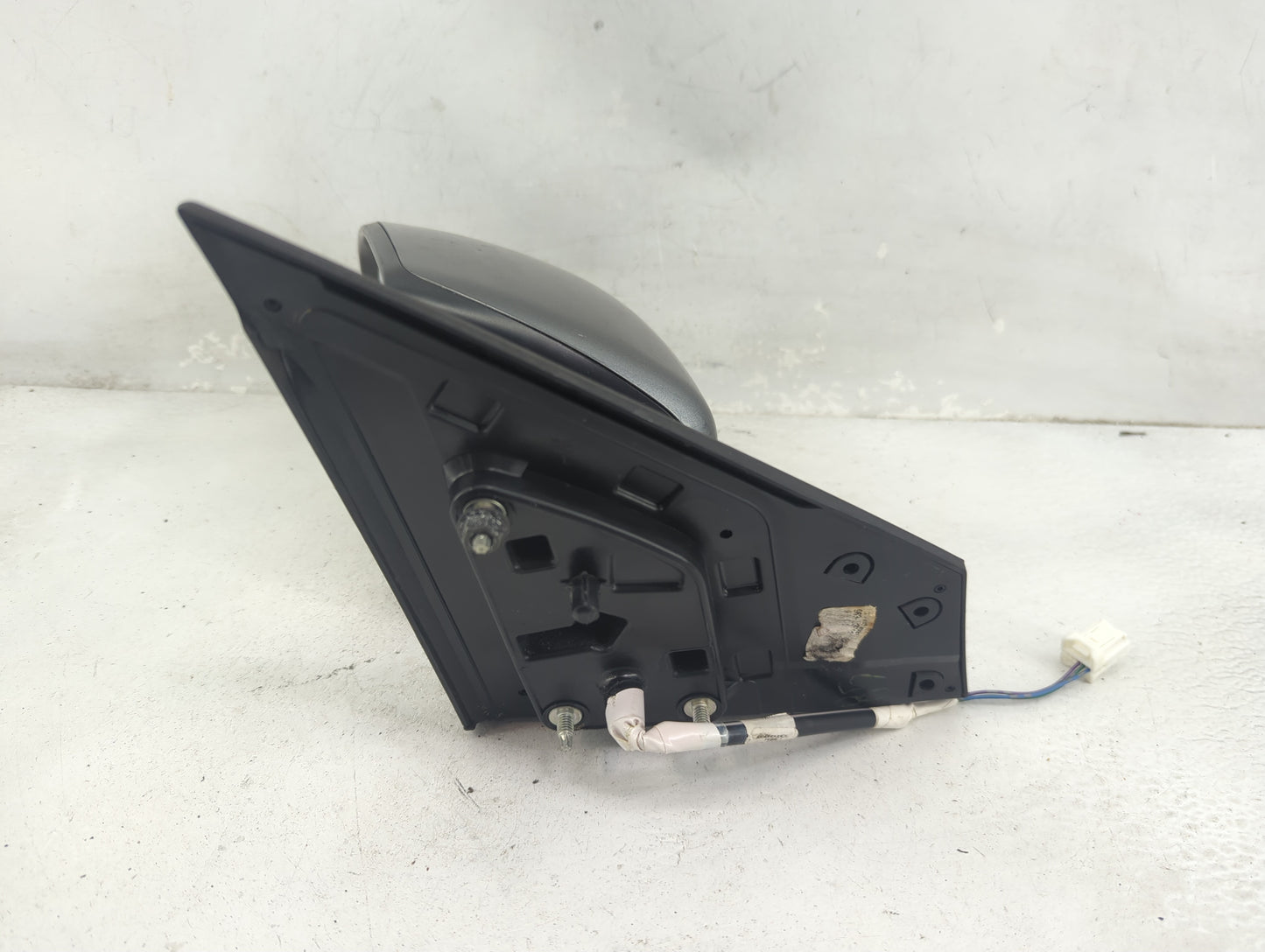 2016-2019 Nissan Sentra Driver Side View Mirror - Left Door Mirror OEM Used - Oemusedautoparts1.com