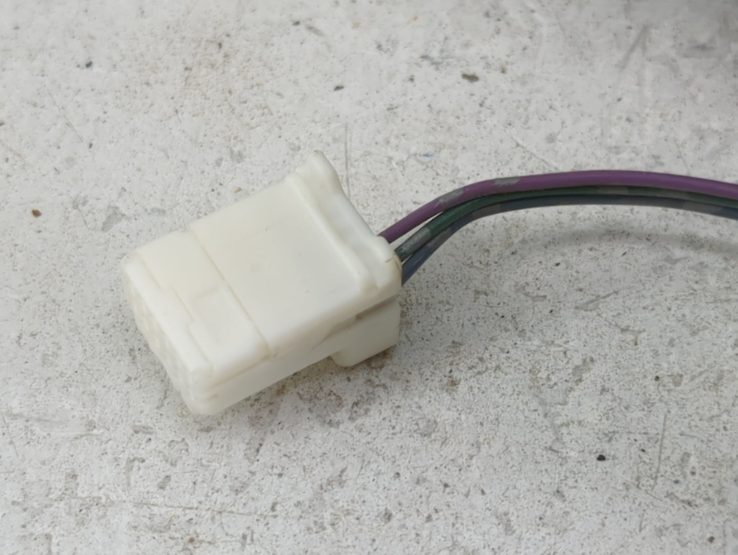 2016-2019 Nissan Sentra Driver Side View Mirror - Left Door Mirror OEM Used - Oemusedautoparts1.com