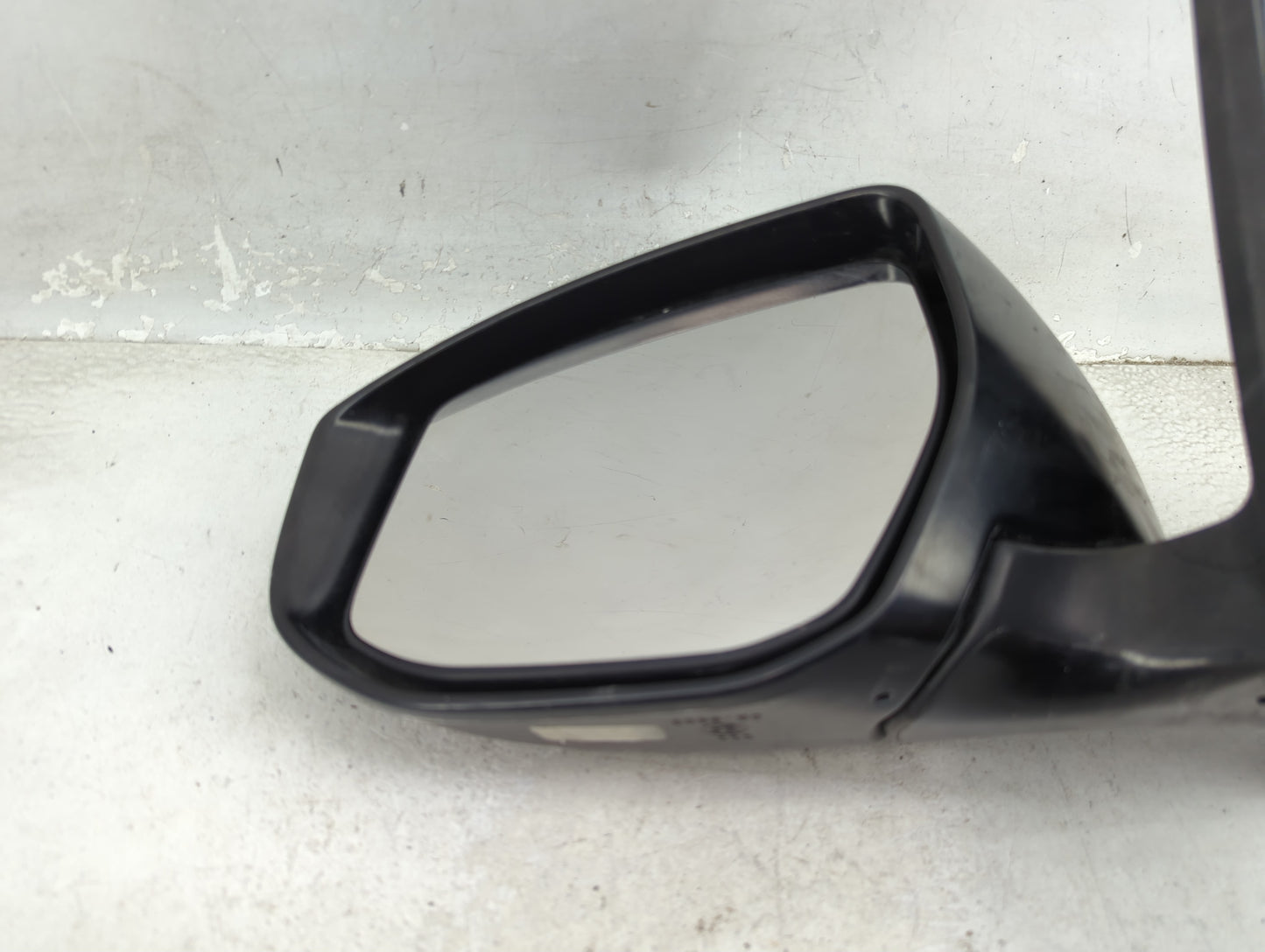 2016-2019 Nissan Sentra Driver Side View Mirror - Left Door Mirror OEM Used - Oemusedautoparts1.com