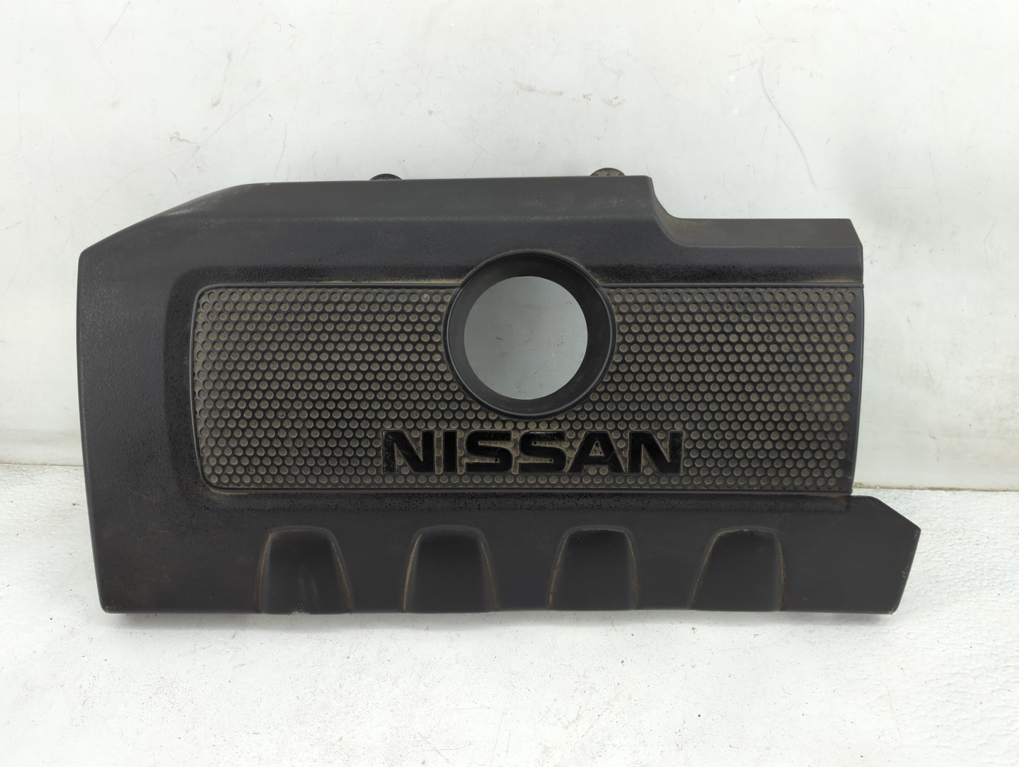 2016 Nissan Sentra Engine Cover 1457629 - Oemusedautoparts1.com