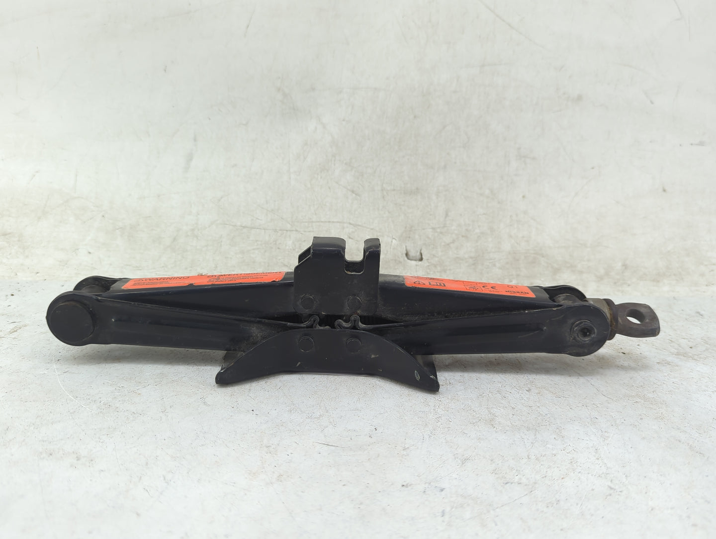 2016 Nissan Sentra Spare Scissor Car Jack 1460224 - Oemusedautoparts1.com