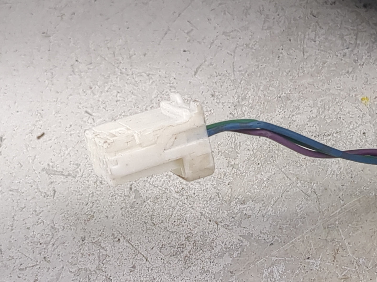 2016-2019 Nissan Sentra Driver Side View Mirror - Left Door Mirror OEM Used - Oemusedautoparts1.com