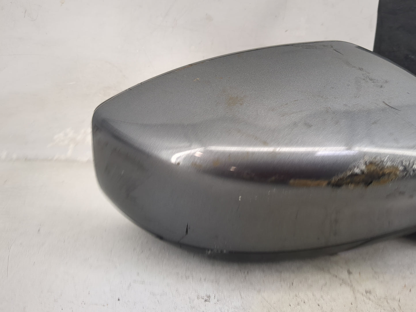 2016-2019 Nissan Sentra Passenger Side View Mirror - Right Door Mirror OEM Used - Oemusedautoparts1.com