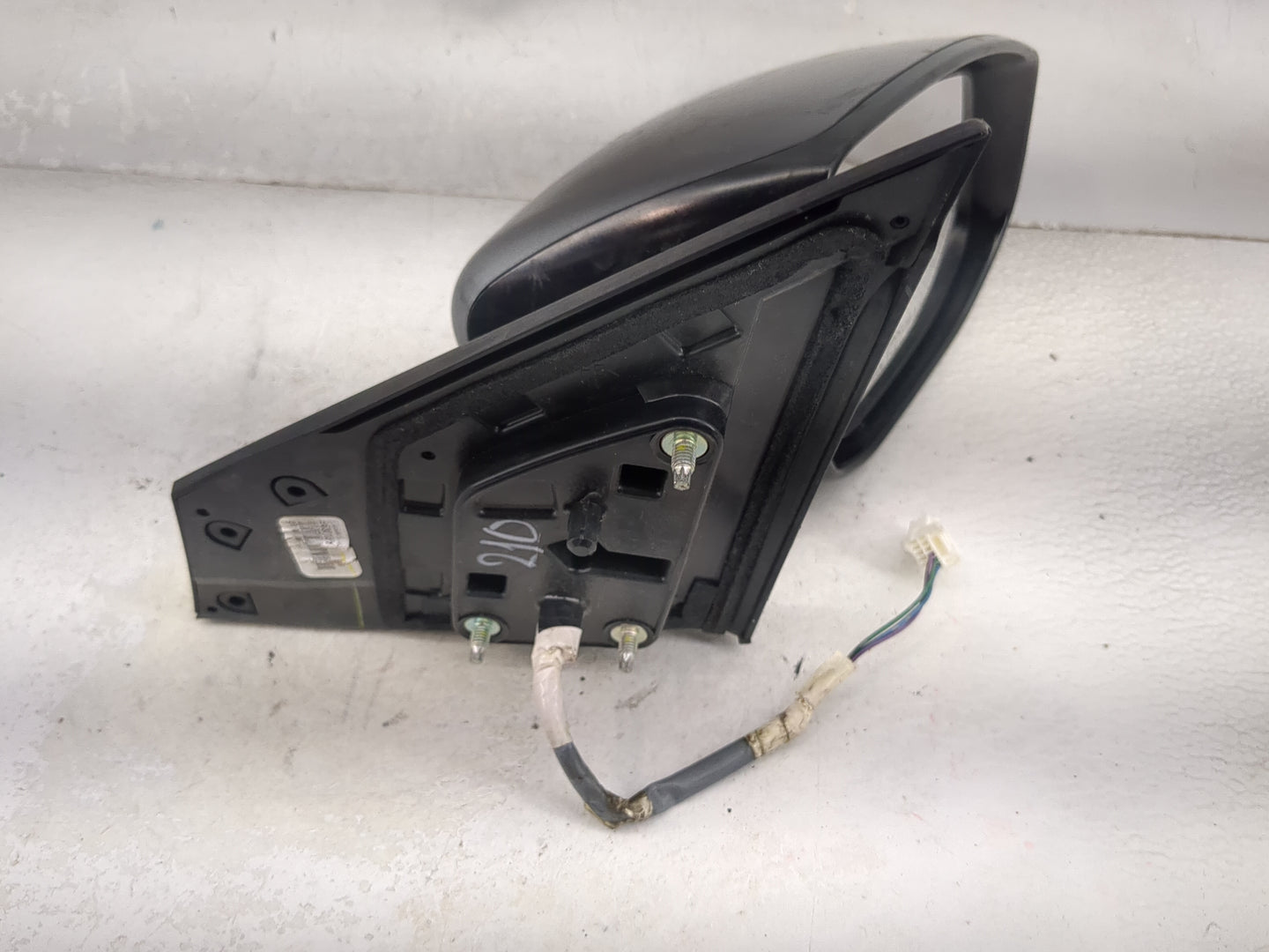 2016-2019 Nissan Sentra Passenger Side View Mirror - Right Door Mirror OEM Used - Oemusedautoparts1.com