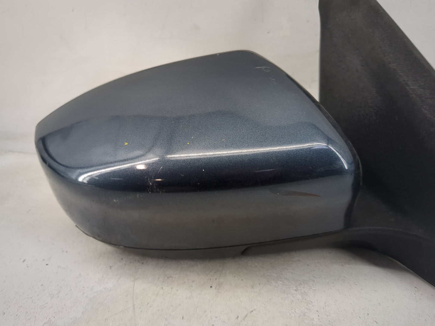 2016-2019 Nissan Sentra Passenger Side View Mirror - Right Door Mirror OEM Used - Oemusedautoparts1.com